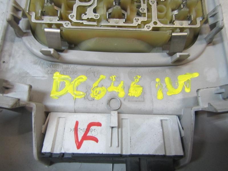 Recambio de piloto interior para peugeot 308 1.6 16v referencia OEM IAM   