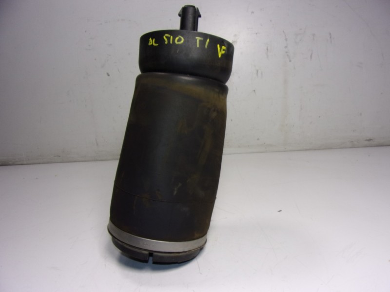 Recambio de muelle amortiguacion para land rover new discovery l462 3.0 d referencia OEM IAM LR089235  