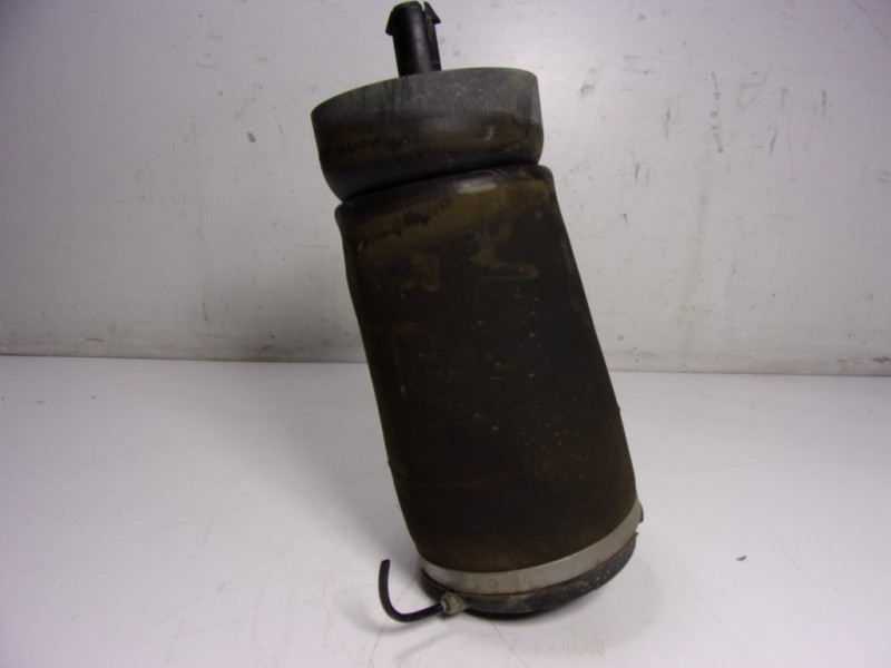 Recambio de muelle amortiguacion para land rover new discovery l462 3.0 d referencia OEM IAM LR089235  