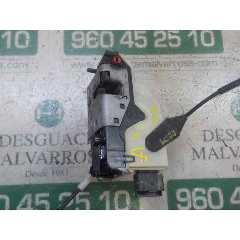 Recambio de cerradura puerta trasera izquierda para peugeot 208 1.2 12v vti referencia OEM IAM 9688080880  