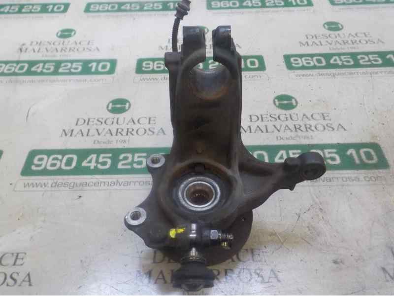 Recambio de mangueta delantera derecha para peugeot 208 1.2 12v vti referencia OEM IAM 1607557580  