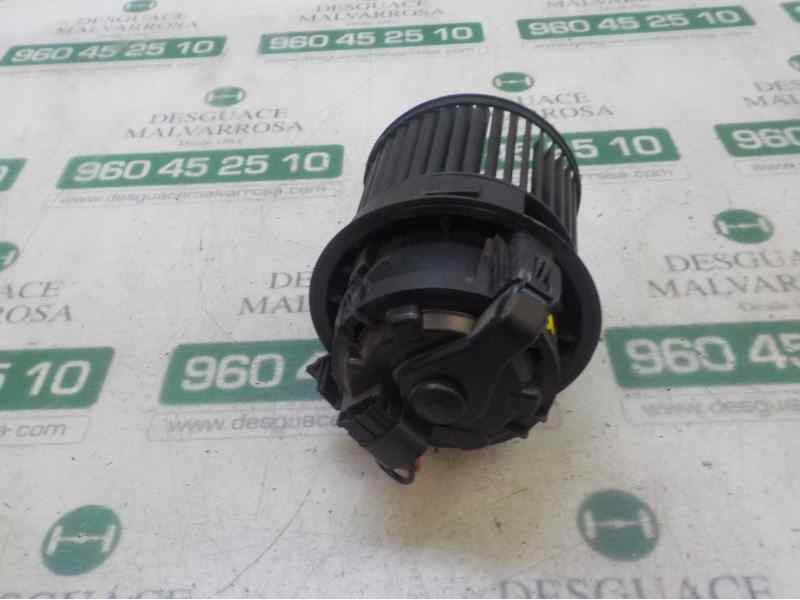 Recambio de motor calefaccion para peugeot 208 1.2 12v vti referencia OEM IAM 1608182080 587070501001 T1013140A