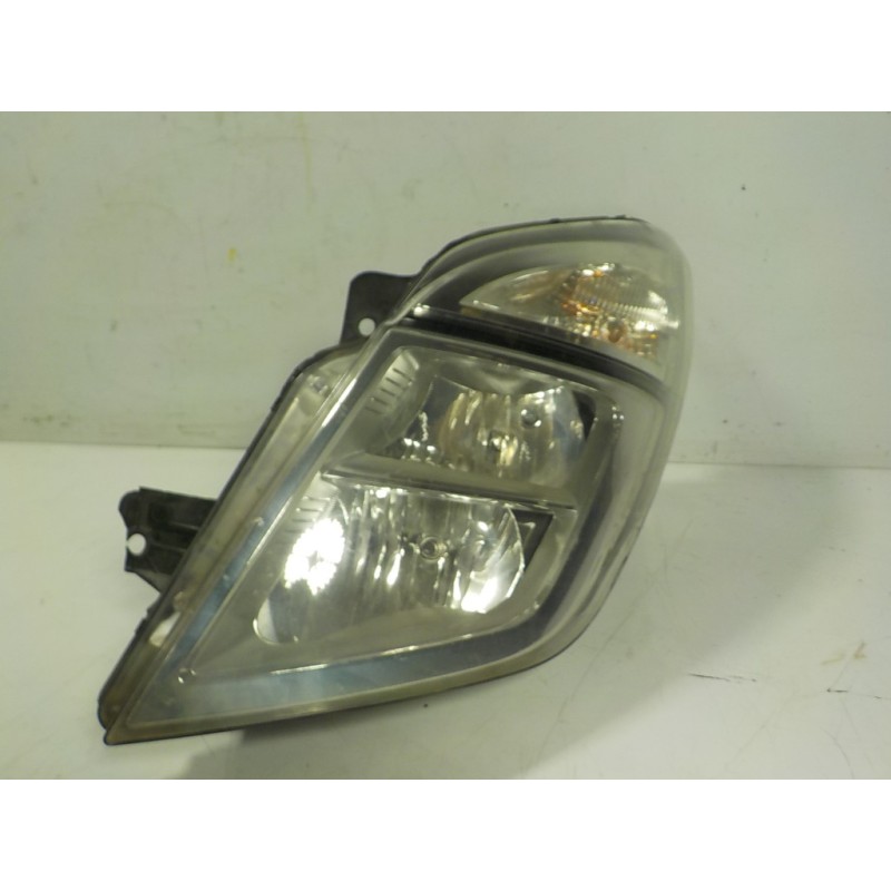 Recambio de faro izquierdo para nissan nv400 pritsche 2.3 dci diesel cat referencia OEM IAM  26060BZ50A 