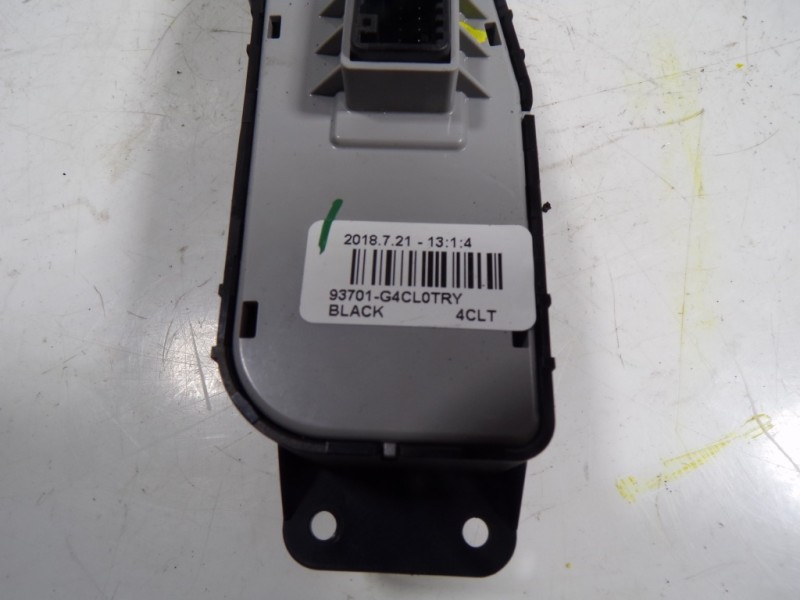 Recambio de modulo electronico para hyundai i30 fastback 1.4 tgdi cat referencia OEM IAM 93700G4CL0TRY 93700G4CL0TRY 3H3J221300