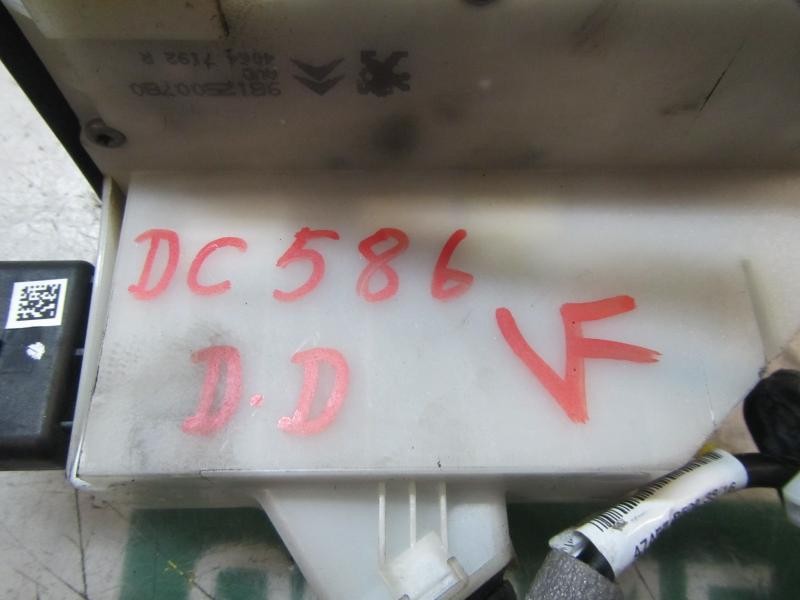 Recambio de cerradura puerta delantera derecha para peugeot 208 style referencia OEM IAM   