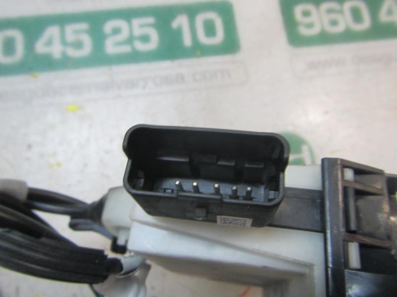 Recambio de cerradura puerta trasera derecha para peugeot 208 style referencia OEM IAM   