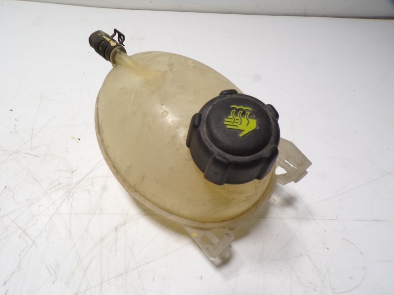 Recambio de deposito expansion para dacia dokker express 1.5 dci diesel fap cat referencia OEM IAM 214101666R 217107259R 