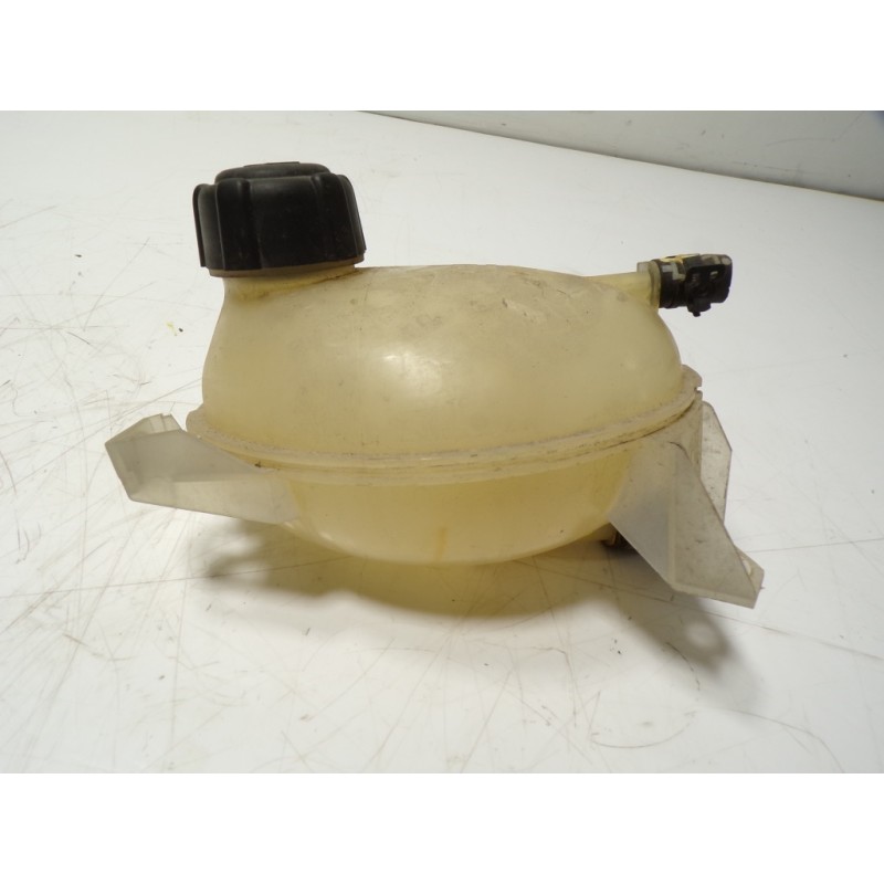 Recambio de deposito expansion para dacia dokker express 1.5 dci diesel fap cat referencia OEM IAM 214101666R 217107259R 