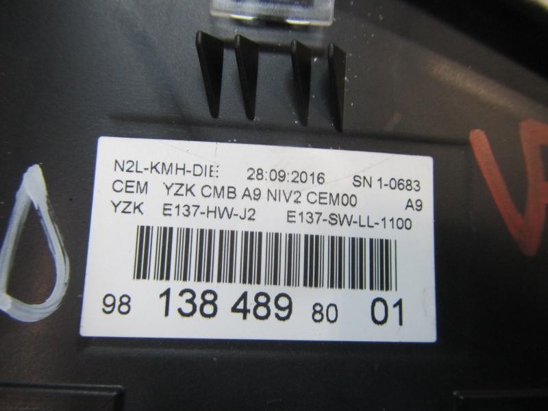 Recambio de cuadro instrumentos para peugeot 208 style referencia OEM IAM   