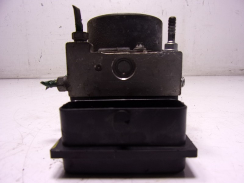 Recambio de abs para dacia duster ambiance 4x2 referencia OEM IAM 6001551520 5653L3031110 