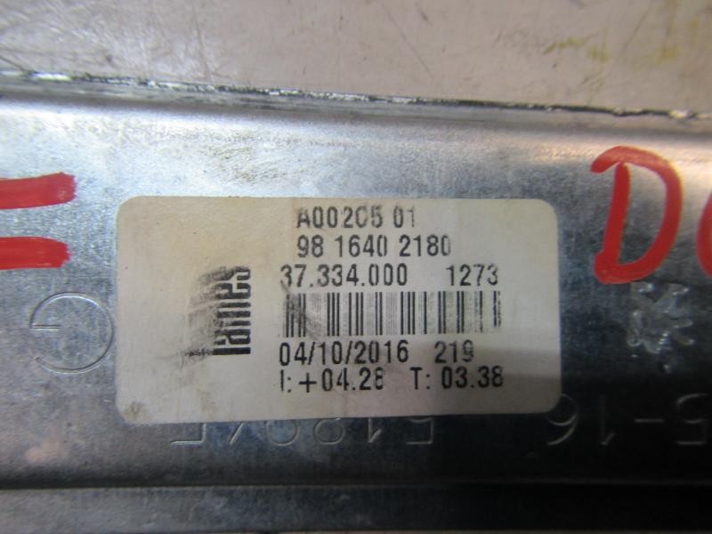 Recambio de elevalunas delantero izquierdo para peugeot 208 style referencia OEM IAM   