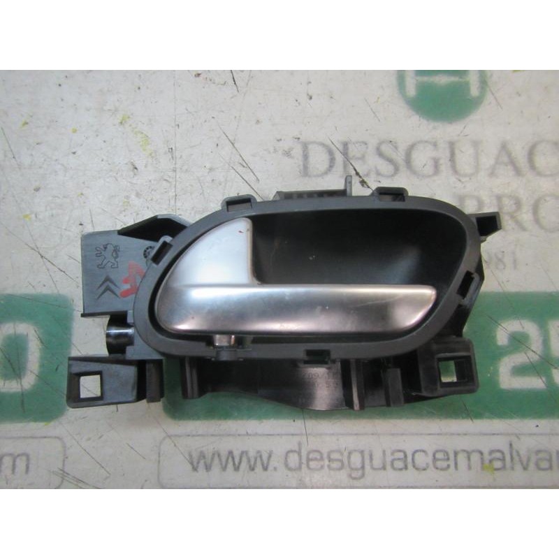 Recambio de maneta interior delantera izquierda para peugeot 208 style referencia OEM IAM   