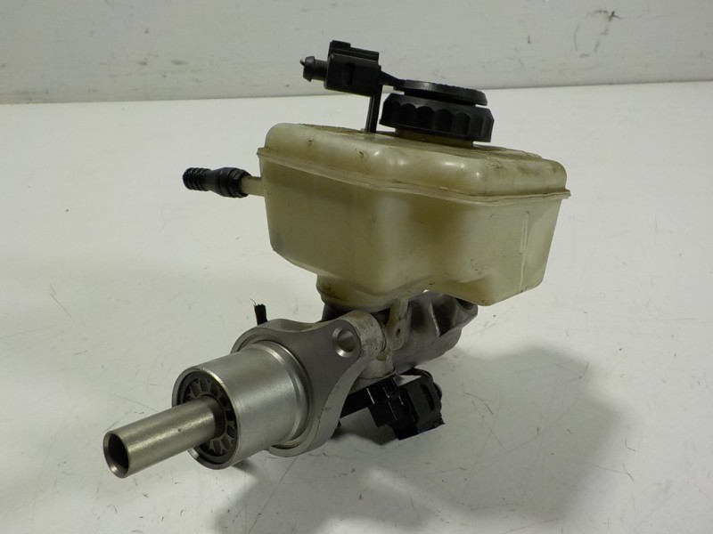 Recambio de bomba freno para volkswagen scirocco (138) 2.0 tdi referencia OEM IAM 1K1614019L 1K1611301D 