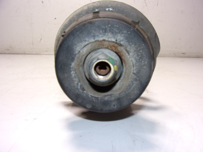 Recambio de amortiguador delantero derecho para dacia duster ambiance 4x2 referencia OEM IAM 543026656R 8200813791 