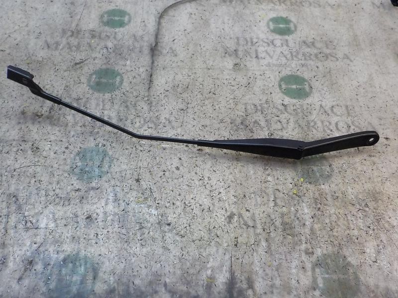 Recambio de brazo limpia delantero derecho para ford fiesta (ccn) trend referencia OEM IAM 1826839  