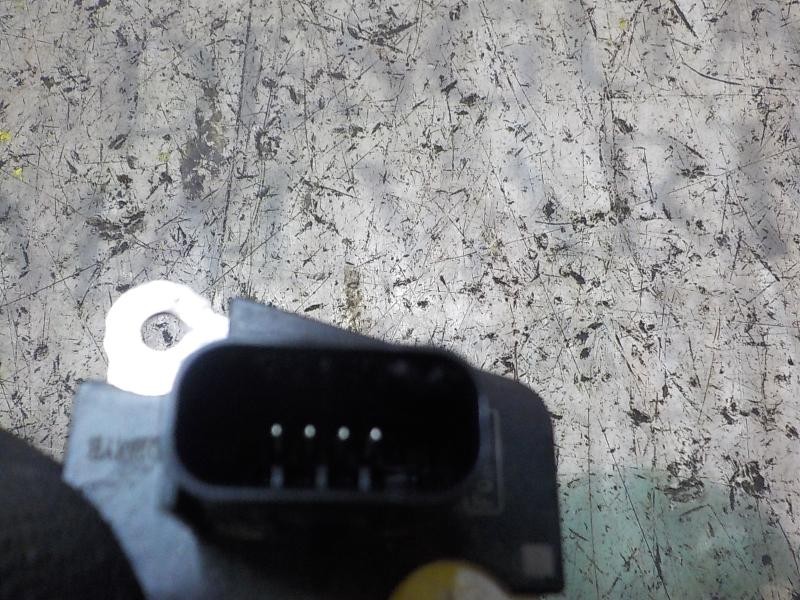 Recambio de caudalimetro para ford fiesta (ccn) trend referencia OEM IAM 1516668  