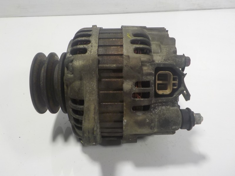 Recambio de alternador para mitsubishi canter fuso (b8) 3c15 referencia OEM IAM  ME192608 