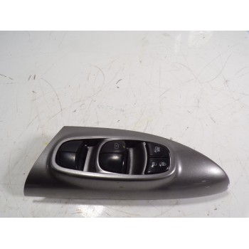 MANDO ELEVALUNAS DELANTERO IZQUIERDO 254011KA5E 
