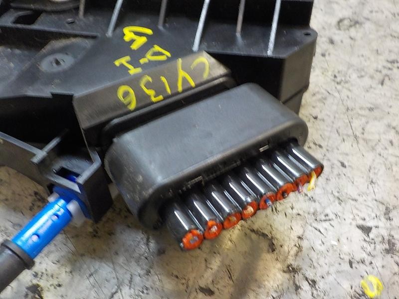 Recambio de cerradura puerta delantera izquierda para ford fiesta (ccn) trend referencia OEM IAM 2049023  