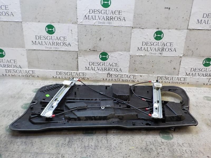 Recambio de elevalunas delantero izquierdo para ford fiesta (ccn) trend referencia OEM IAM 1836010  