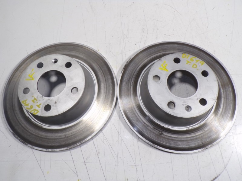 Recambio de disco freno trasero para audi tt (8j3/8j9) 2.0 16v tfsi referencia OEM IAM 8J0615601  