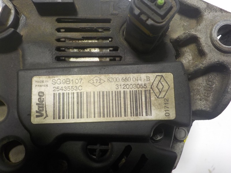 Recambio de alternador para dacia sandero 1.2 16v cat referencia OEM IAM 7700437090 8200660044 SG9B107