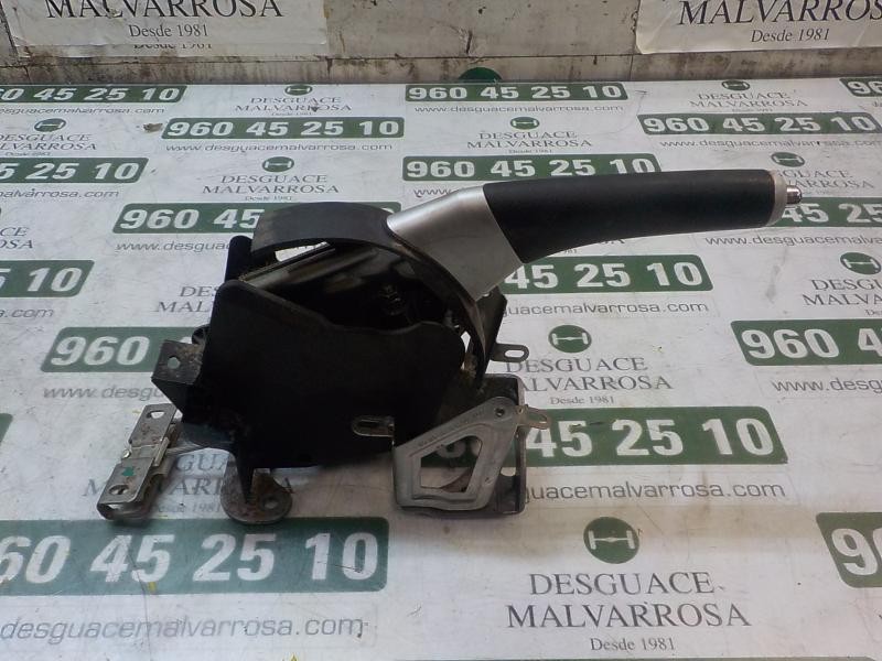 Recambio de palanca freno de mano para toyota auris 1.4 turbodiesel cat referencia OEM IAM 4620102470B0  