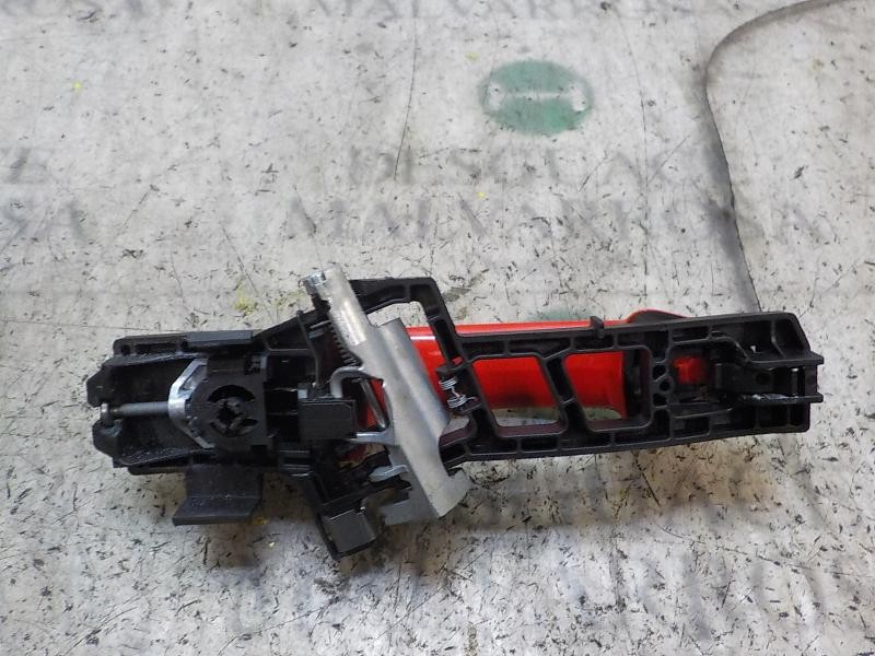 Recambio de maneta exterior delantera derecha para ford fiesta (ccn) trend referencia OEM IAM 1788863  