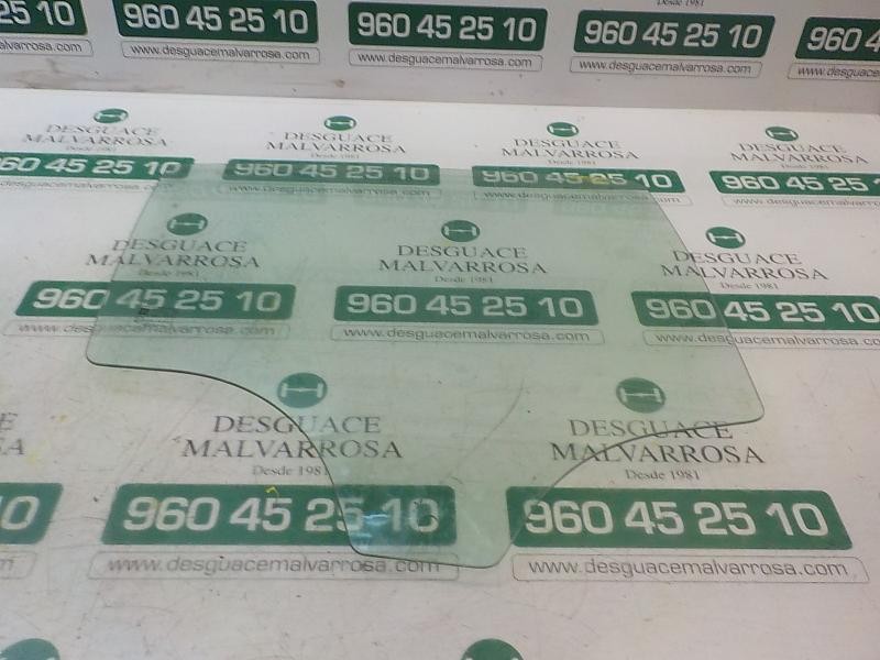 Recambio de cristal puerta trasero derecho para opel corsa e selective referencia OEM IAM 13188527  