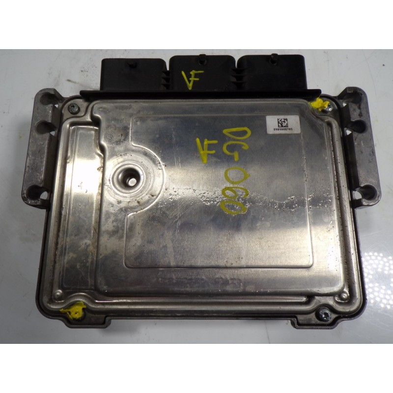 Recambio de centralita motor uce para ford transit courier 1.5 tdci cat referencia OEM IAM  ET7112A650SB 