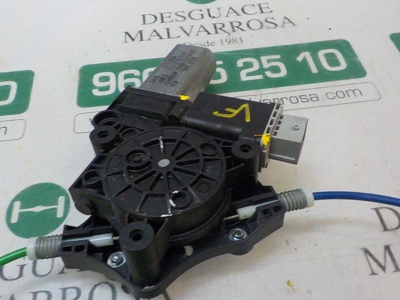 Recambio de elevalunas delantero izquierdo para opel corsa e selective referencia OEM IAM 13447038  
