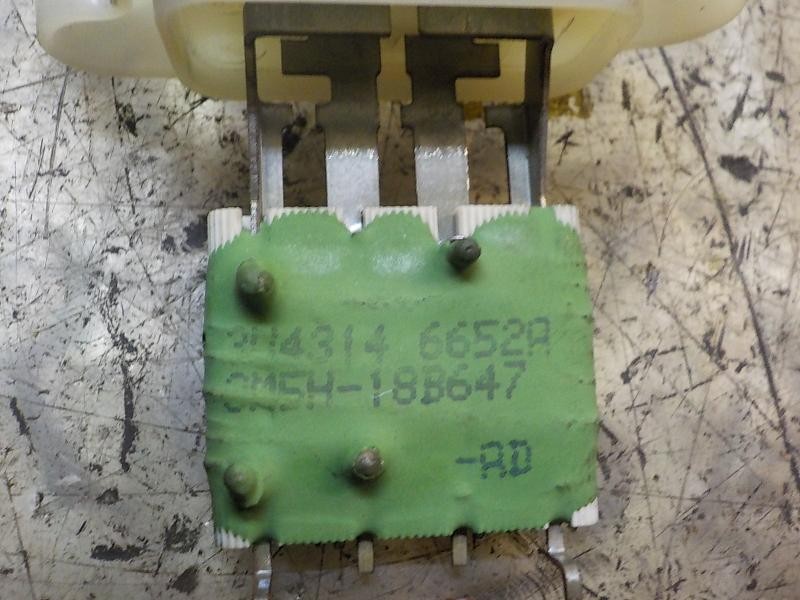 Recambio de resistencia calefaccion para ford fiesta (ccn) trend referencia OEM IAM 1855157 3U43146652A 