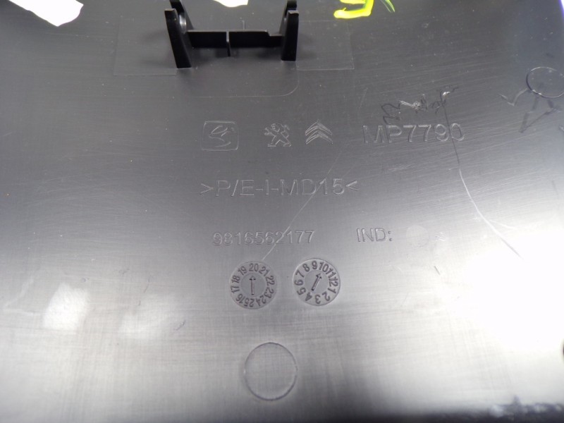 Recambio de guantera para toyota proace city 1.5 dci referencia OEM IAM  9816562177 