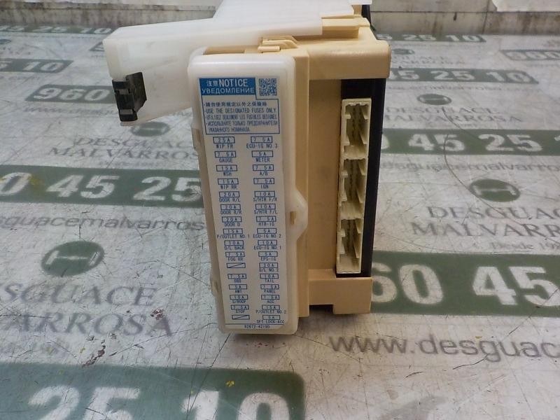 Recambio de caja reles / fusibles para toyota rav 4 advance hybrid referencia OEM IAM 8273042811 8922142300 2380005882