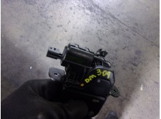 Recambio de cerradura maletero / porton para dacia duster ambiance 4x2 referencia OEM IAM 905030010R 905030010R  2