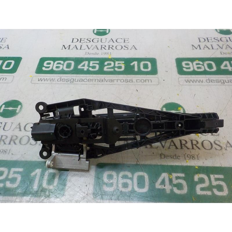 Recambio de maneta exterior trasera derecha para opel corsa e selective referencia OEM IAM 13504025  