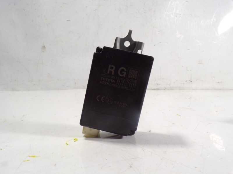 Recambio de modulo electronico para lexus ux (za10) 250h e-four referencia OEM IAM 897B076060 897B076060 2584007871