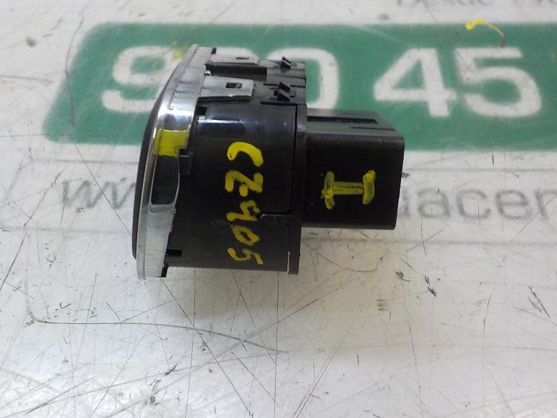 Recambio de modulo electronico para opel corsa e selective referencia OEM IAM 39031664 39031664 