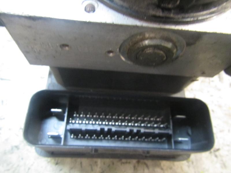 Recambio de abs para mazda 3 berlina (bk) 1.6 cd diesel cat referencia OEM IAM BRYV437AZ 6N612C405AA 06210204774