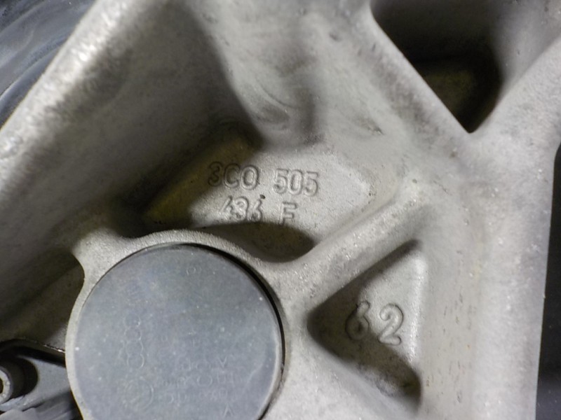 Recambio de mangueta trasera derecha para volkswagen scirocco (138) 2.0 tdi referencia OEM IAM 3C0505434K 3C0505436F 3G0598611