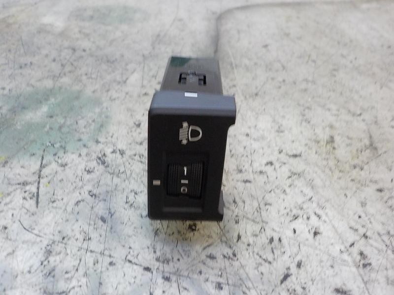 Recambio de modulo electronico para toyota auris 1.8 16v cat (híbrido) referencia OEM IAM 8415202080  