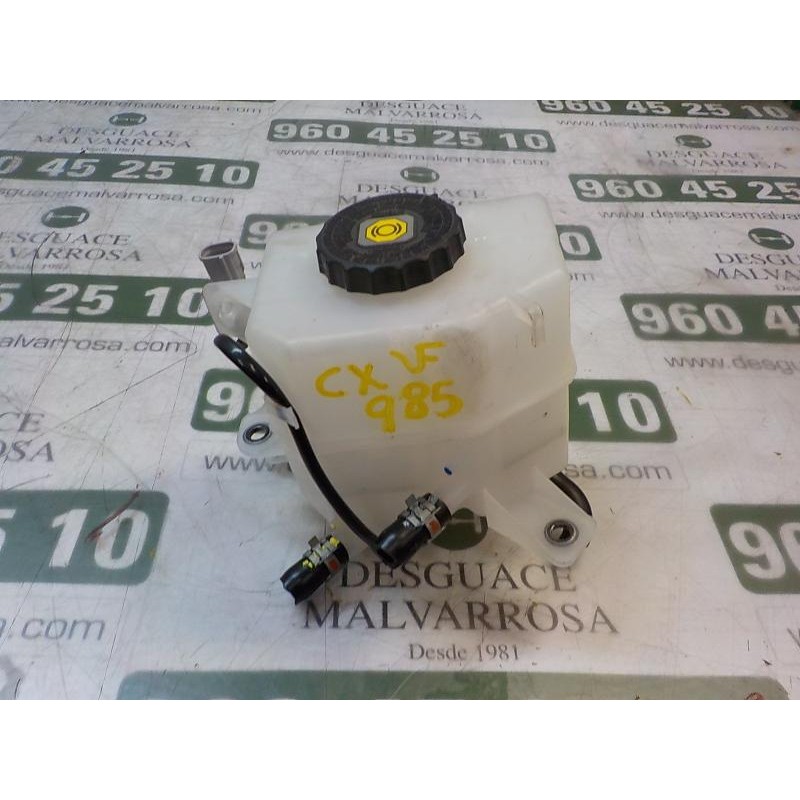 Recambio de deposito servo para toyota rav 4 advance hybrid referencia OEM IAM 4722078010  