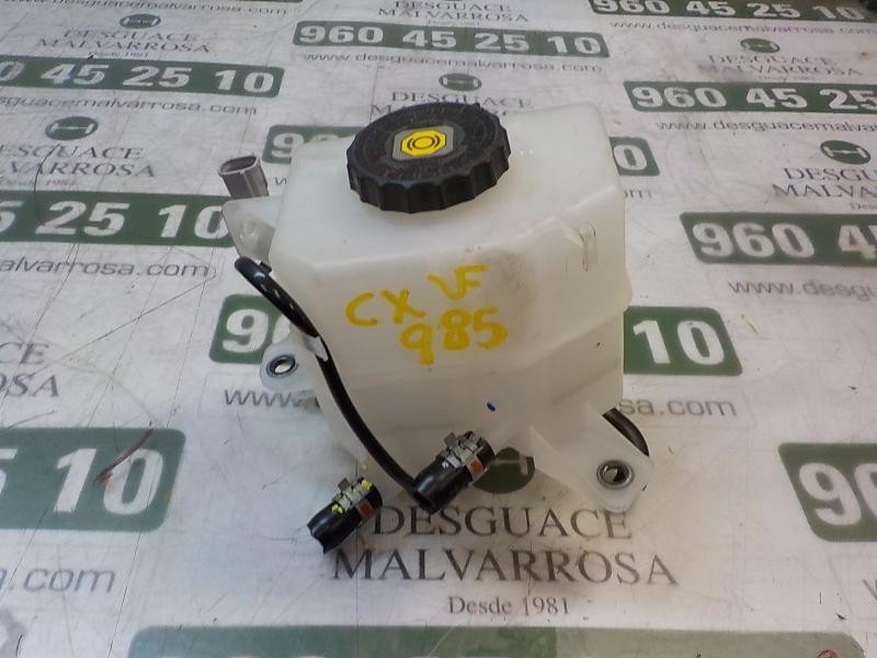 Recambio de deposito servo para toyota rav 4 advance hybrid referencia OEM IAM 4722078010  