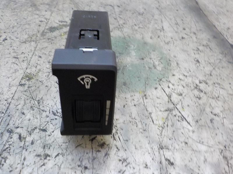 Recambio de modulo electronico para toyota auris 1.8 16v cat (híbrido) referencia OEM IAM   