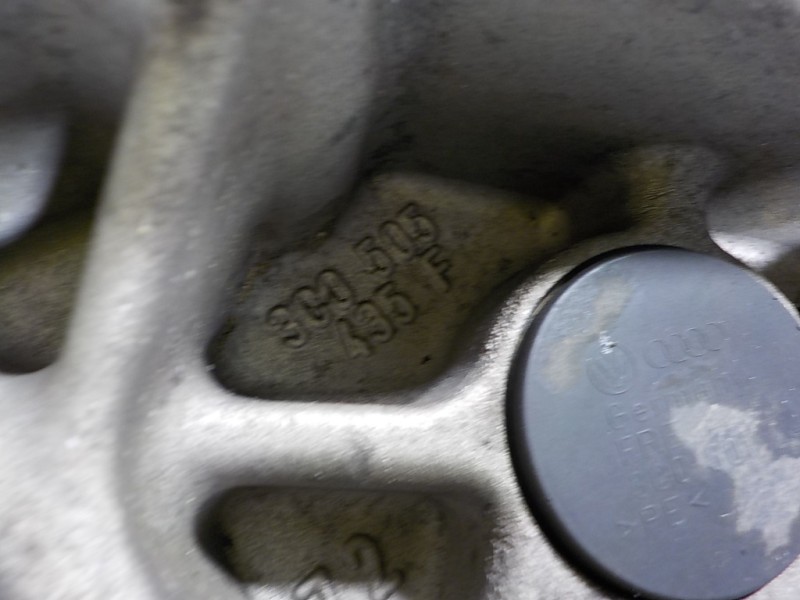 Recambio de mangueta trasera izquierda para volkswagen scirocco (138) 2.0 tdi referencia OEM IAM 3C0505433K 3C0505435F 3G0598611