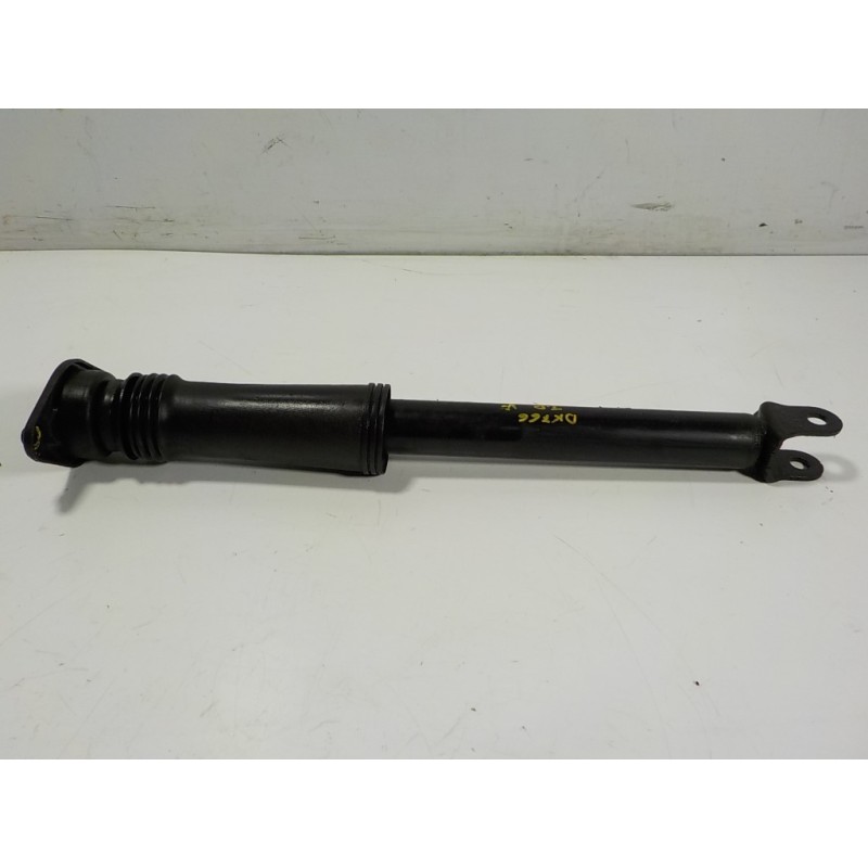 Recambio de amortiguador trasero derecho para hyundai i40 1.7 crdi cat referencia OEM IAM 553113Z510 553113Z510 