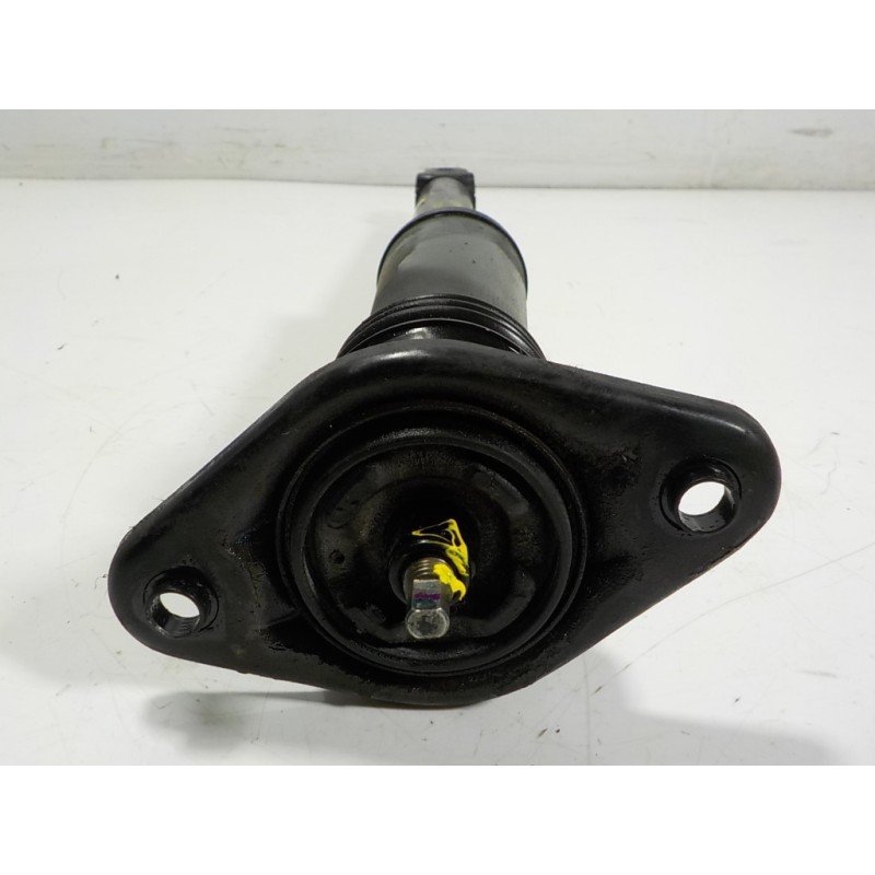 Recambio de amortiguador trasero derecho para hyundai i40 1.7 crdi cat referencia OEM IAM 553113Z510 553113Z510 