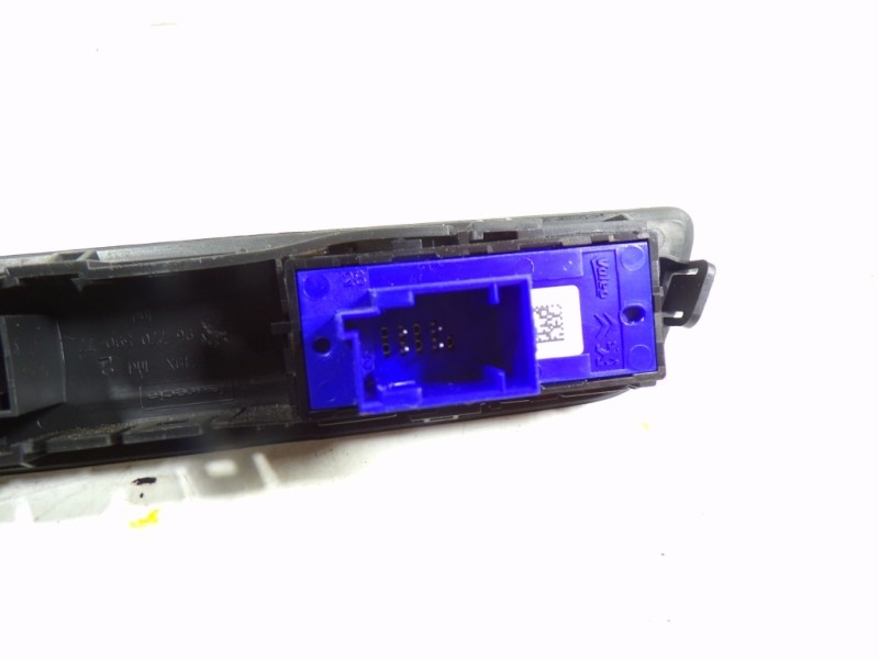 Recambio de interruptor para peugeot 208 1.6 blue-hdi fap referencia OEM IAM 96750111ZD 96750113ZD 