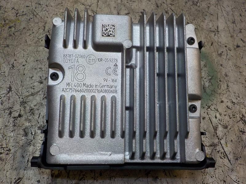 Recambio de modulo electronico para toyota auris 1.8 16v cat (híbrido) referencia OEM IAM 8818102060 8818102060 