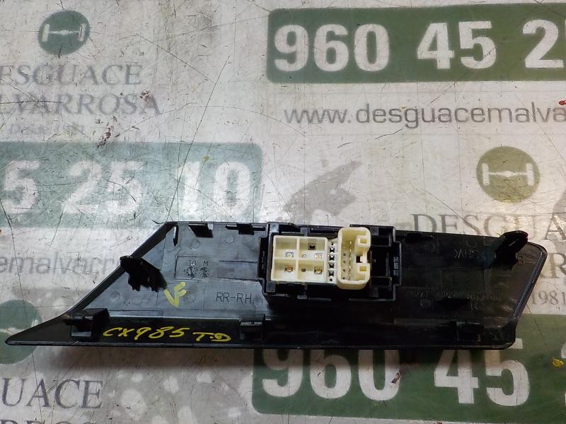 Recambio de mando elevalunas trasero derecho para toyota rav 4 advance hybrid referencia OEM IAM 8481052030  